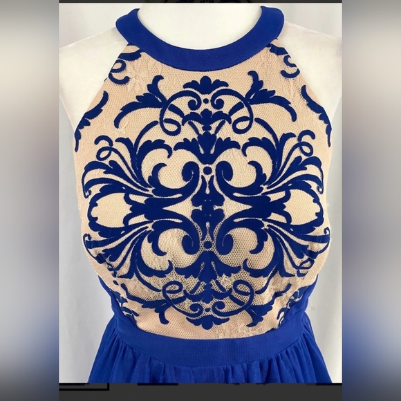 Blondie Nites Royal Blue & Cream Halter Style Neckline Fit & Flare Chiffon Mini - Picture 3 of 10